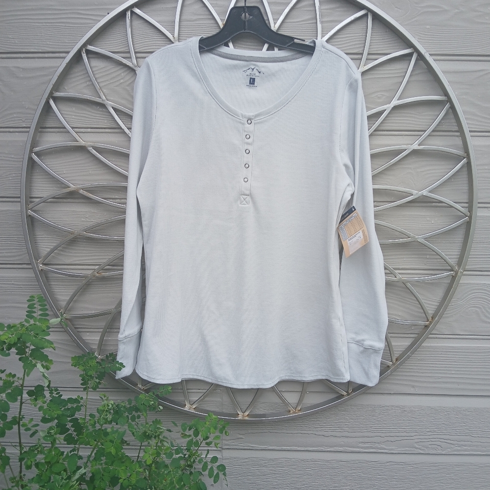 Blue Mountain Women’s Long-Sleeve Henley Top